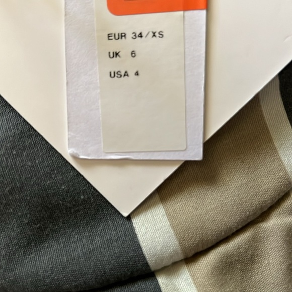 Q2 Unique Denim Green Skinny Reversible Jeans with Snake Print - Picture 9 of 9